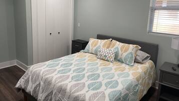 1 bedroom, iron/ironing board, free WiFi, bed sheets