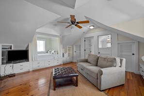 3 bedrooms, Internet, bed sheets