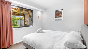 3 chambres, bureau, fer et planche à repasser, Wi-Fi