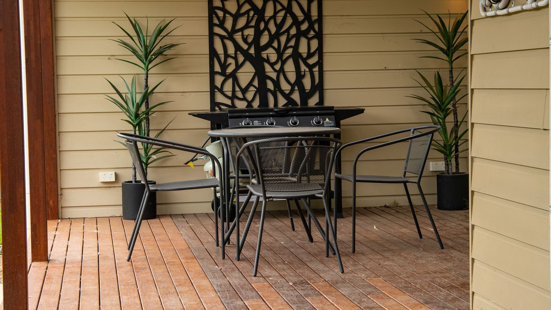 Jillamatong 14 - 3BR House l Pet Friendly l Fenced Backyard l WiFi — image 28