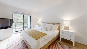 2 soverom, strykejern/-brett, wi-fi (inkludert) og sengetøy