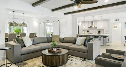 Awesome backyard! PICKLEBALL/Sport court Pool Spacious Fun for Everyone - Fore!