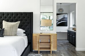 10 bedrooms, iron/ironing board, free WiFi, bed sheets