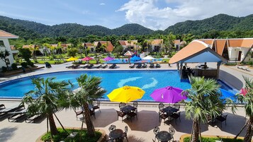 Two-Bedroom Bungalow | Premium bedding, minibar, in-room safe, desk