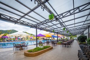 Outdoor dining - Vakara Hotel Kep (Kep)