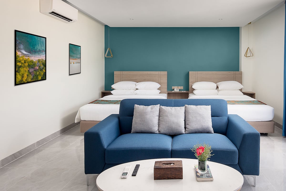 1 bedroom, premium bedding, minibar, in-room safe