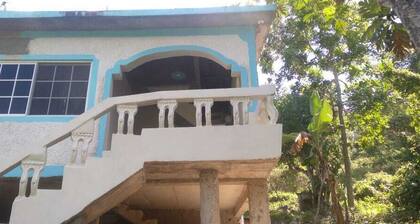 Charming 1-Bed Cottage in St catherine  Jamaica