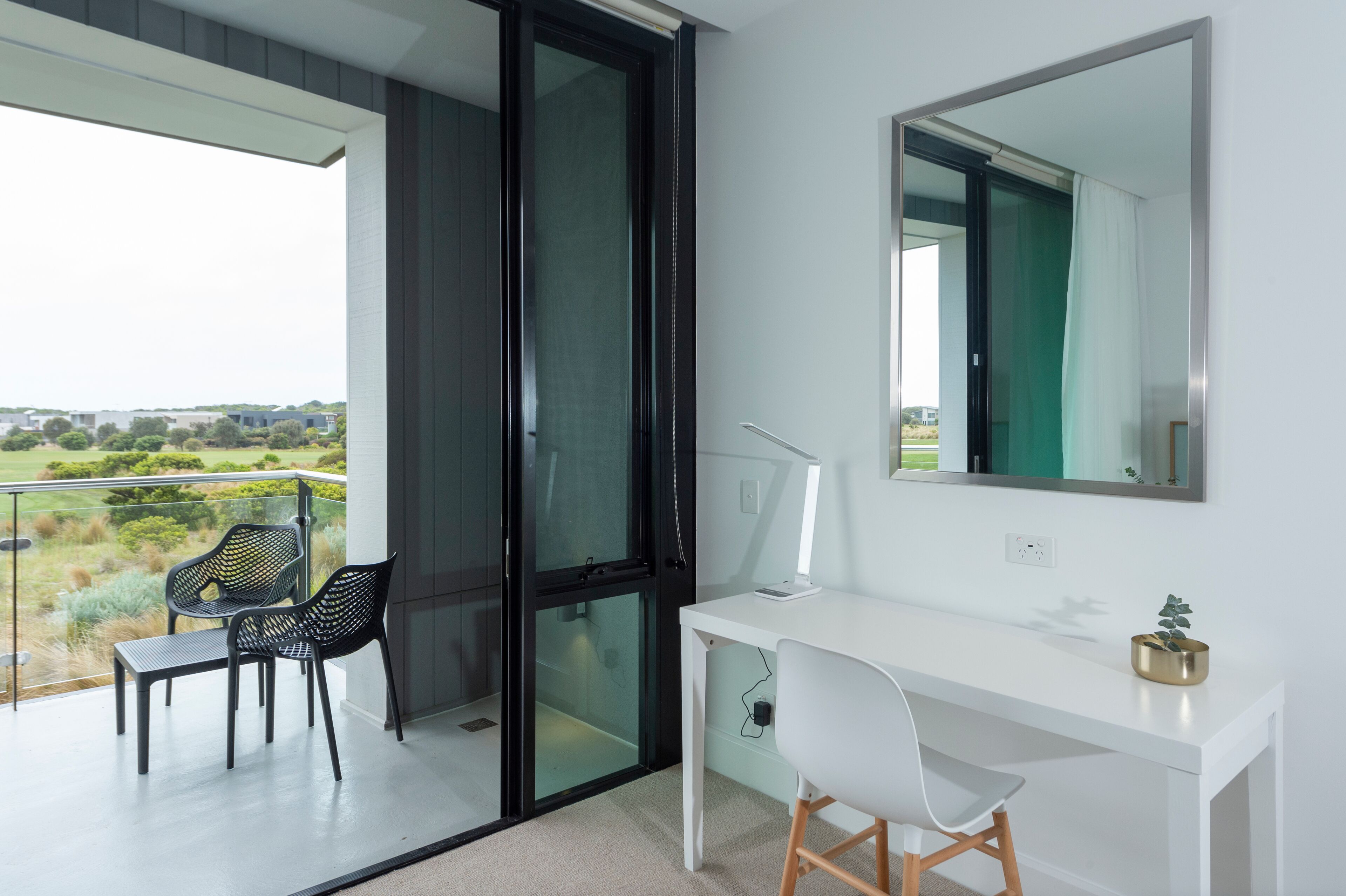 1 bedroom, in-room safe, desk, laptop workspace