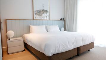 1 bedroom, in-room safe, desk, laptop workspace