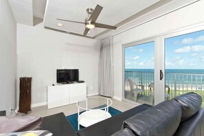 Condo, 2 Bedrooms | Living room