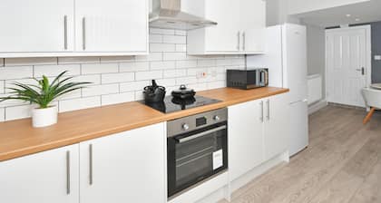 Townhouse @ Bucknall New Road Stoke
