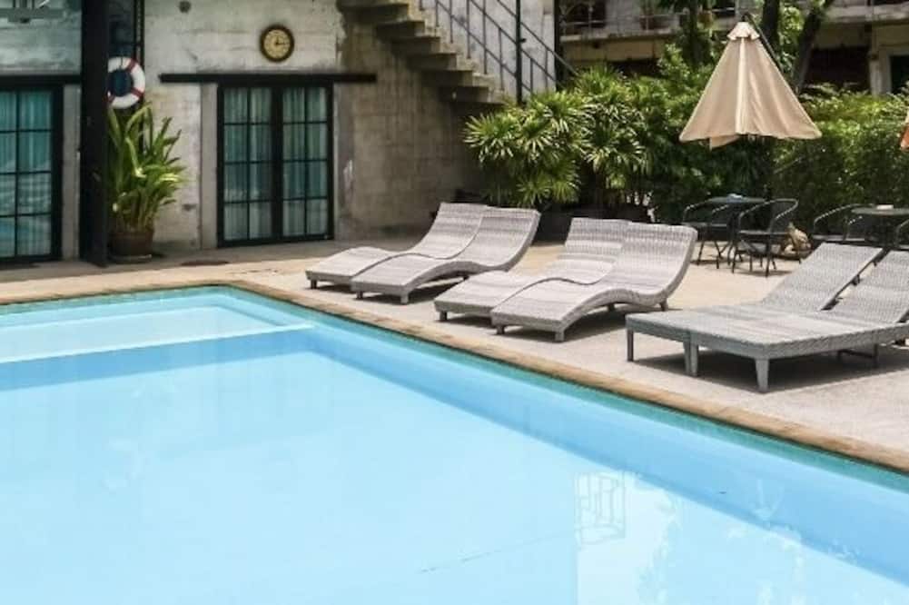 Town Home by The Warehouse Chiang Mai