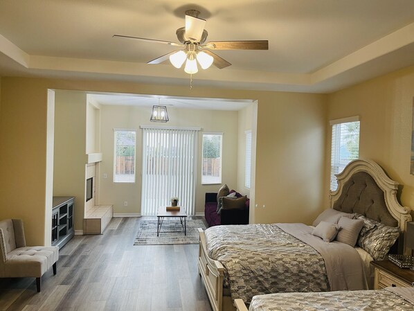 4 bedrooms, iron/ironing board, free WiFi, bed sheets