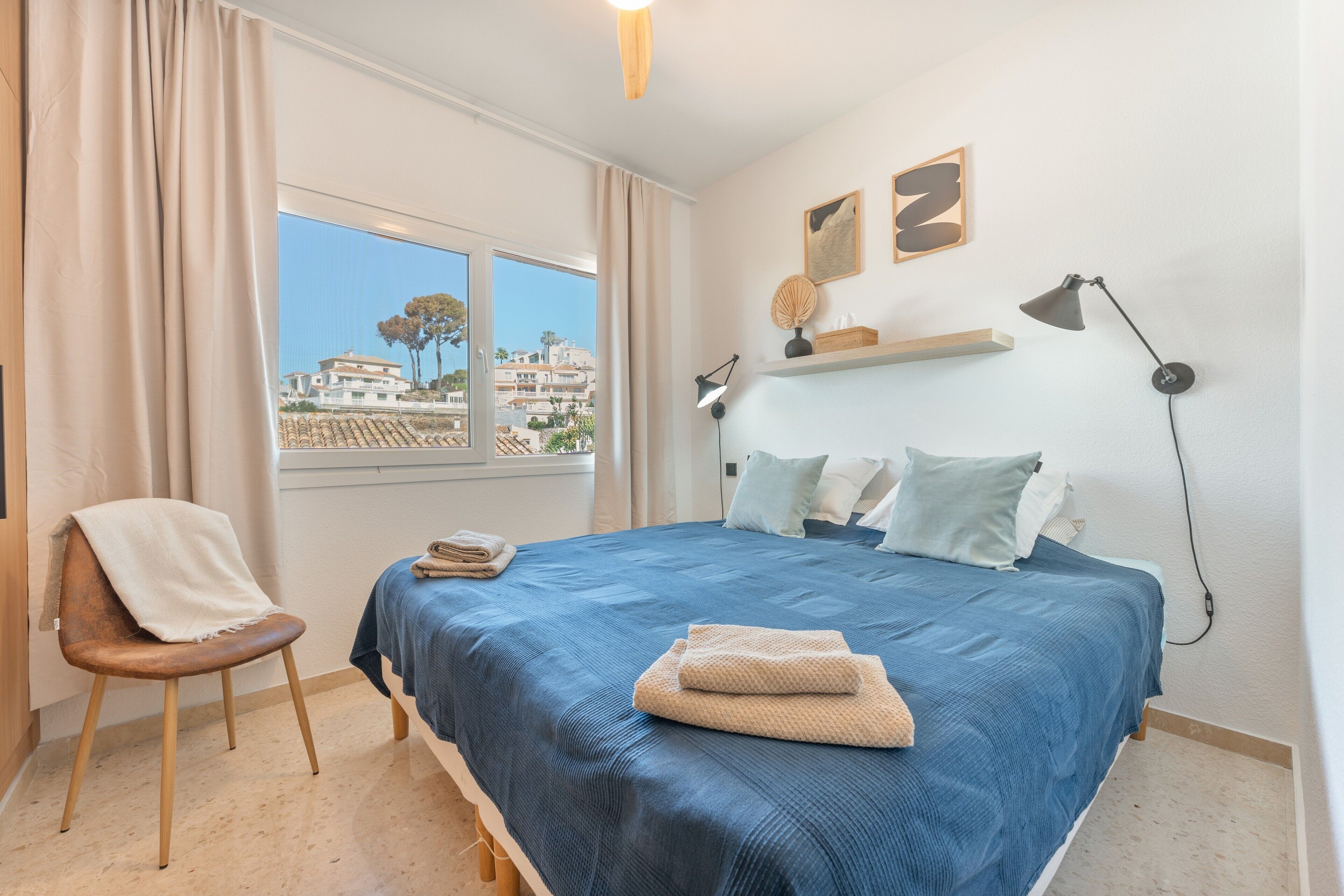 3 habitaciones, tabla de planchar con plancha y wifi gratis 