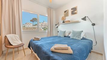 3 habitaciones, tabla de planchar con plancha y wifi gratis