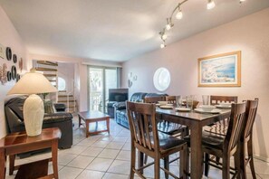 Condo, 3 habitaciones | Restaurantes