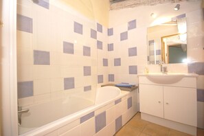 Bathtub