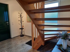 Unclassified image, 4 of 26, button