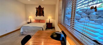 Wow Gourmet Kitchen Theater Rm Ensuite Bedrooms