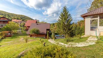 Family House, 2 Bedrooms, Balcony, Mountainside (Chalet With Private Whirlpool And) | Exterior