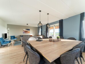 Interior - Detached villa with view, garden and privacy (Scherpenisse)