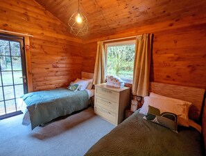 3 عدّة غرف نوم ومكواة/لوح كي وسرير سفر وواي فاي مجانًا