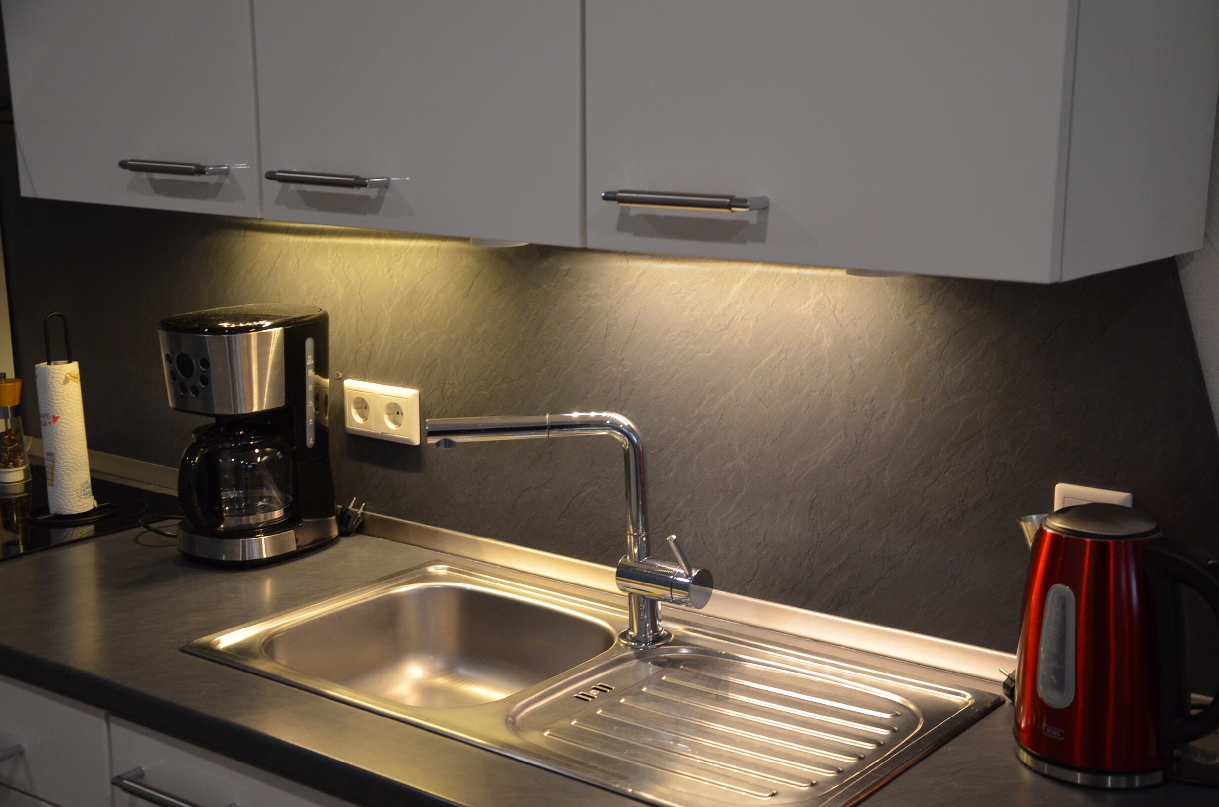 Kühlschrank, Ofen, Herdplatte, Geschirrspüler