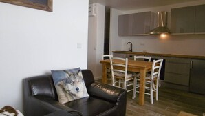 TV - Cozy apt at the slopes, balcony, ski locker (Méribel)