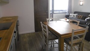 Dining - Cozy apt at the slopes, balcony, ski locker (Méribel)