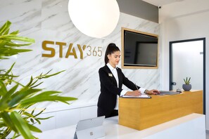 Reception - Stay 365 Heraklion Apart Hotel (Heraklion)