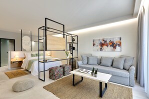Executive Suite | Frette Italian sheets, premium bedding, Tempur-Pedic beds, in-room safe - Stay 365 Heraklion Apart Hotel (Heraklion)