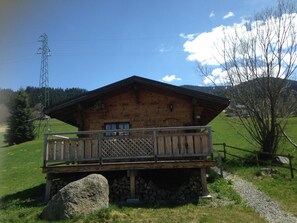 Exterior - Authentic independent chalet 35 m², 4 pers, parking, wifi (Demi-Quartier)