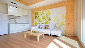 Basic Room, 2 Bedrooms (ROOM 305) - Yeosu Sora Noeul Pension (Yeosu)