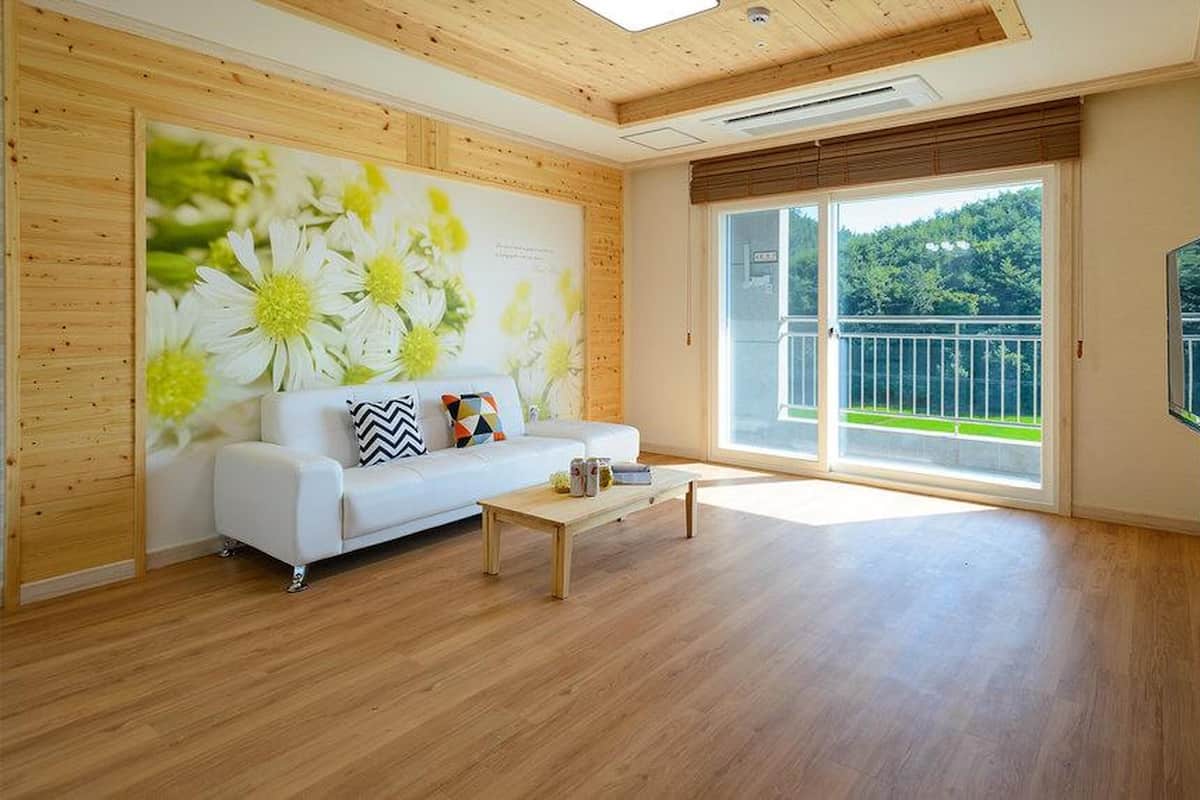 Basic-Zimmer, 2 Schlafzimmer (ROOM 305) | 1 Schlafzimmer, kostenloses WLAN