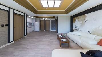 Basic Room, 2 Bedrooms (ROOM 206) | 1 bedroom, free WiFi