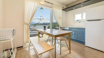 Basic Room, 1 Bedroom (B-a) | 1 bedroom, free WiFi