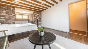 Basic Room, 2 Bedrooms (A-c) | 1 bedroom, free WiFi