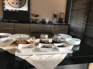 Unclassified image, 2 of 26, button - Hotel Nais Beach (Durrës)
