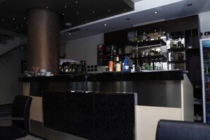 Unclassified image, 4 of 26, button - Hotel Nais Beach (Durrës)