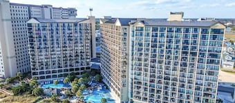 New Top Floor Ocean Front 1BR with Updated Kitchen