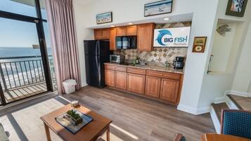 Fridge, microwave, coffee/tea maker, toaster