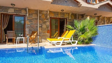 Biệt thự | 2 phòng ngủ, truy cập Internet không dây