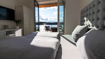3 slaapkamers, een strijkplank/strijkijzer, reisbedje, gratis wifi