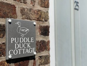 Exterior - Puddle Duck Cottage (Hutton Cranswick)