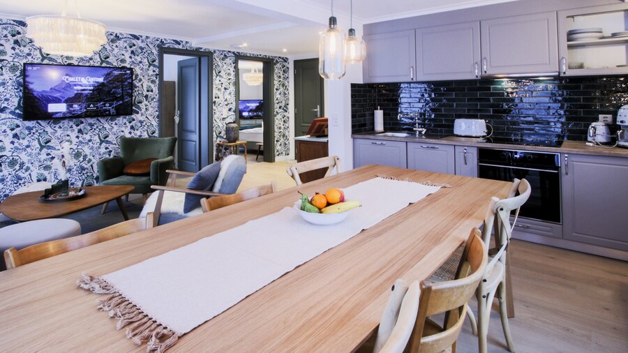 Chalet Antoine serviced apartments by Mirabeau