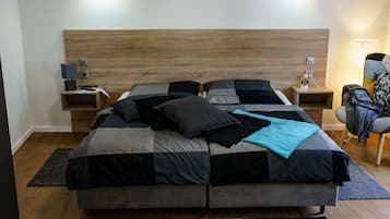 1 Schlafzimmer, Reisekinderbett, kostenloses WLAN, Bettwäsche