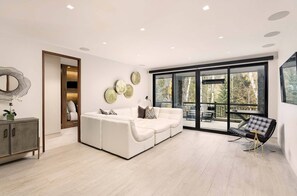 Smart TV, reproductor de DVD y estéreo 