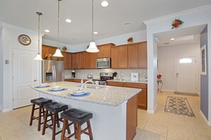 Deluxe Townhome, 5 Bedrooms | Private kitchen - The Majorca at Windsor Westside (Kissimmee)
