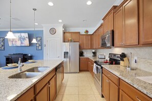 Deluxe Townhome, 5 Bedrooms | Private kitchen - The Majorca at Windsor Westside (Kissimmee)