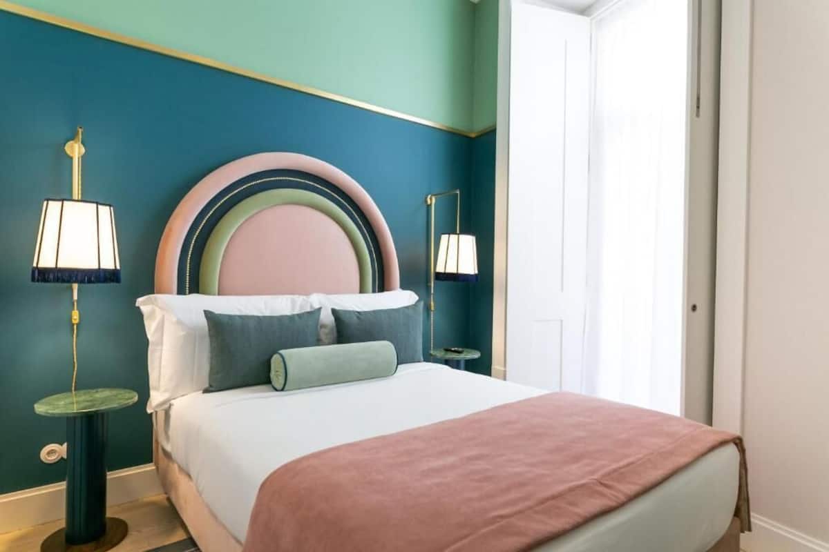 In-room safe, soundproofing, iron/ironing board, WiFi (free)